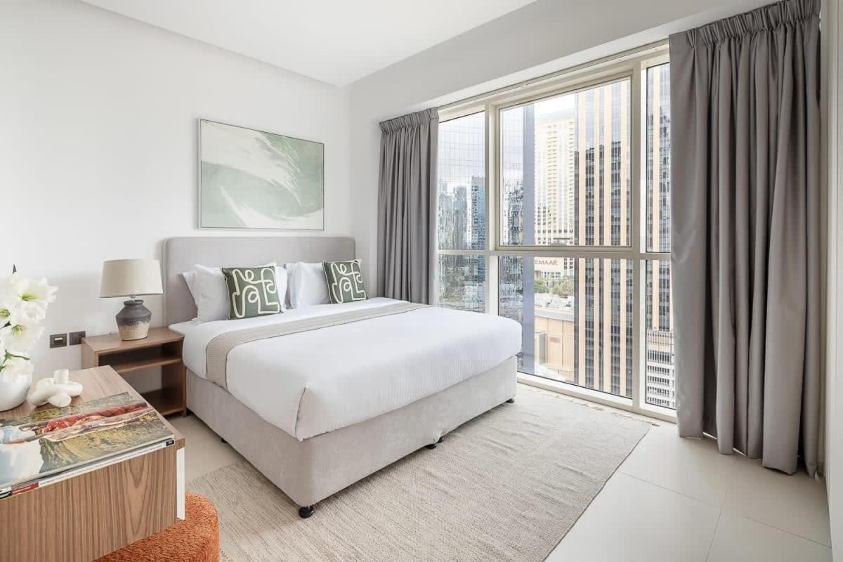 Frank Porter - West Avenue Dubai
